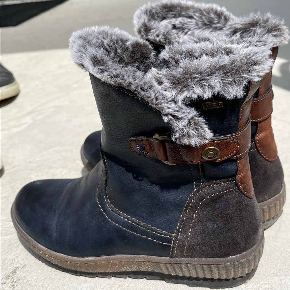 Spring Step : Comfort With Every Step - Picture 2 of 4